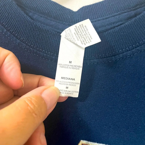 Marvel Avengers Navy Blue long sleeve shirt size medium - Picture 3 of 4